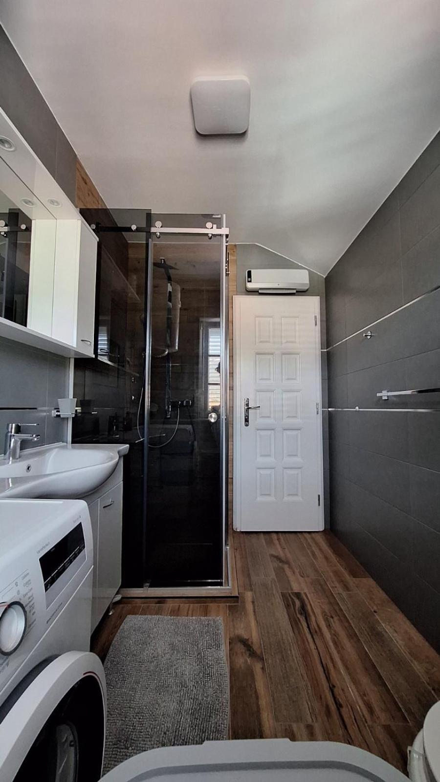 Apartment 10 In Villa Petrac Banjol 客房 照片